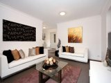 https://images.listonce.com.au/custom/160x/listings/215-lynette-street-nunawading-vic-3131/738/00620738_img_02.jpg?qEbbREpRT1Y