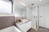https://images.listonce.com.au/custom/160x/listings/215-matlock-road-wantirna-south-vic-3152/446/01940446_img_11.jpg?VQLm62leV3U