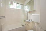 https://images.listonce.com.au/custom/160x/listings/215-mckinley-ave-malvern-vic-3144/986/01596986_img_05.jpg?NWoLZxWrtlw