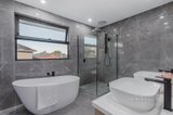 https://images.listonce.com.au/custom/160x/listings/215-morrison-court-mount-waverley-vic-3149/201/01621201_img_10.jpg?WK3tucThhAI