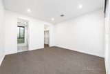 https://images.listonce.com.au/custom/160x/listings/215-quaintance-street-mount-waverley-vic-3149/427/01931427_img_01.jpg?e87bzoXal1o