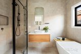 https://images.listonce.com.au/custom/160x/listings/215-raleigh-street-thornbury-vic-3071/539/01990539_img_10.jpg?3ByoZBrMRbM