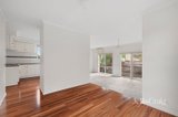 https://images.listonce.com.au/custom/160x/listings/215-river-street-briar-hill-vic-3088/386/01916386_img_04.jpg?rXMYcV2EOVQ