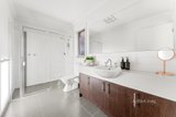 https://images.listonce.com.au/custom/160x/listings/215-york-street-bonbeach-vic-3196/669/01536669_img_07.jpg?P_uwkKFBIjI