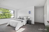 https://images.listonce.com.au/custom/160x/listings/2152-eglinton-street-kew-vic-3101/788/01855788_img_07.jpg?2addCVM0E5I