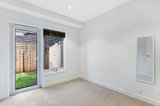 https://images.listonce.com.au/custom/160x/listings/2153-waverley-road-chadstone-vic-3148/539/01050539_img_07.jpg?MJdg0-J9uZg