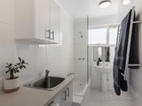 https://images.listonce.com.au/custom/160x/listings/21544-malvern-road-glen-iris-vic-3146/820/01904820_img_05.jpg?pa0MzlYGUoM