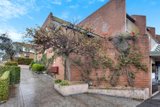 https://images.listonce.com.au/custom/160x/listings/2155-pelham-street-carlton-vic-3053/589/01733589_img_14.jpg?_ak72l7VaGg