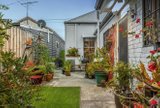 https://images.listonce.com.au/custom/160x/listings/216-albert-street-brunswick-vic-3056/044/01704044_img_03.jpg?2_wL66H3NOM