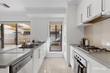 https://images.listonce.com.au/custom/160x/listings/216-cartwright-street-oak-park-vic-3046/923/01772923_img_04.jpg?WUL79oNcguI