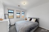 https://images.listonce.com.au/custom/160x/listings/216-cartwright-street-oak-park-vic-3046/923/01772923_img_11.jpg?9lKARvopfk4