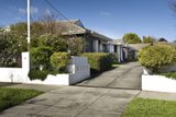 https://images.listonce.com.au/custom/160x/listings/216-dundonald-avenue-malvern-east-vic-3145/417/01978417_img_07.jpg?VEeeyP4d3w8