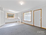 https://images.listonce.com.au/custom/160x/listings/216-lewis-court-sebastopol-vic-3356/641/01576641_img_03.jpg?S5PIde-qug4