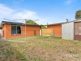 https://images.listonce.com.au/custom/160x/listings/216-lewis-court-sebastopol-vic-3356/641/01576641_img_09.jpg?SYxH0upGaFY