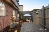 https://images.listonce.com.au/custom/160x/listings/216-pascoe-street-pascoe-vale-vic-3044/722/01967722_img_10.jpg?ZyHmB6pUeSs