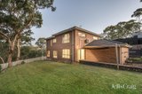 https://images.listonce.com.au/custom/160x/listings/216-piper-crescent-eltham-vic-3095/939/01843939_img_12.jpg?LqWsVY2jszY