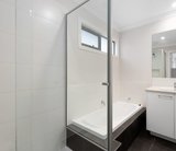 https://images.listonce.com.au/custom/160x/listings/216-ricky-court-mooroolbark-vic-3138/968/01838968_img_05.jpg?Vda6piAqSBI
