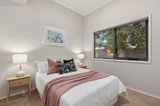 https://images.listonce.com.au/custom/160x/listings/216-tarook-way-mornington-vic-3931/894/01942894_img_03.jpg?SHAXKb5fRno