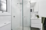https://images.listonce.com.au/custom/160x/listings/216-view-street-highett-vic-3190/244/01701244_img_11.jpg?Vk2j8cBssl0