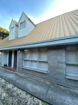 https://images.listonce.com.au/custom/160x/listings/217-barkly-street-brunswick-east-vic-3057/742/01691742_img_09.jpg?BiJoV0WGGGk