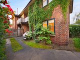 https://images.listonce.com.au/custom/160x/listings/217-langham-place-hawthorn-east-vic-3123/839/01684839_img_08.jpg?zQ-cugHvgoU