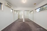 https://images.listonce.com.au/custom/160x/listings/217-sussex-street-preston-vic-3072/698/01861698_img_06.jpg?B5tuLu6i-Hw