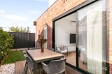 https://images.listonce.com.au/custom/160x/listings/217-sutherland-street-coburg-vic-3058/336/01817336_img_09.jpg?Zji0c6Du9oY