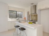 https://images.listonce.com.au/custom/160x/listings/217-thames-street-box-hill-vic-3128/773/01743773_img_06.jpg?juM_a2gWsZ0