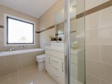 https://images.listonce.com.au/custom/160x/listings/217-thames-street-box-hill-vic-3128/773/01743773_img_07.jpg?mShXNgKVqwY