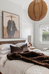 https://images.listonce.com.au/custom/160x/listings/217-waverley-road-malvern-east-vic-3145/446/01954446_img_12.jpg?ARoO_GxF4Hw