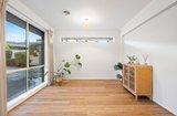 https://images.listonce.com.au/custom/160x/listings/217-wimbledon-court-mooroolbark-vic-3138/921/01938921_img_06.jpg?vBtoSJGPI-o