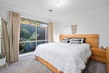 https://images.listonce.com.au/custom/160x/listings/217-wimbledon-court-mooroolbark-vic-3138/921/01938921_img_07.jpg?HNrUSV0C7co