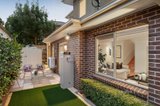 https://images.listonce.com.au/custom/160x/listings/2175-henry-street-greensborough-vic-3088/374/01637374_img_14.jpg?gaID-CO6OcE