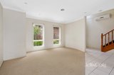 https://images.listonce.com.au/custom/160x/listings/2179-grimshaw-street-greensborough-vic-3088/989/01942989_img_04.jpg?TlZZjfTEYC0