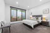 https://images.listonce.com.au/custom/160x/listings/218-helene-street-eltham-vic-3095/320/01846320_img_09.jpg?kn8oDs5yuKg