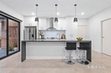 https://images.listonce.com.au/custom/160x/listings/218-helene-street-eltham-vic-3095/872/01809872_img_03.jpg?Ot8x5aYACIo