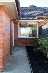 https://images.listonce.com.au/custom/160x/listings/218-mcdonald-street-preston-vic-3072/394/01911394_img_12.jpg?5MapfRSRXvQ