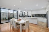 https://images.listonce.com.au/custom/160x/listings/218-panorama-drive-forest-hill-vic-3131/325/01422325_img_01.jpg?b0L3MMDMrWQ