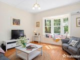 https://images.listonce.com.au/custom/160x/listings/218-swansea-road-mount-evelyn-vic-3796/985/01524985_img_03.jpg?Xf1UTJC827s