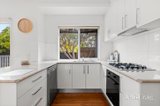 https://images.listonce.com.au/custom/160x/listings/219-como-court-dromana-vic-3936/189/01918189_img_03.jpg?lorvrkjnWpA