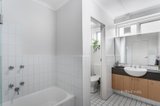 https://images.listonce.com.au/custom/160x/listings/219-gray-street-bentleigh-east-vic-3165/609/01292609_img_07.jpg?fEwxw30XboA