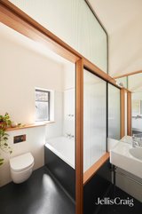 https://images.listonce.com.au/custom/160x/listings/2198-nicholson-street-fitzroy-vic-3065/607/01894607_img_06.jpg?Jqm-FWMeo_c