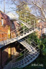 https://images.listonce.com.au/custom/160x/listings/2198-nicholson-street-fitzroy-vic-3065/607/01894607_img_14.jpg?tAP0he_xgfk