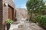 https://images.listonce.com.au/custom/160x/listings/21a-barry-street-south-yarra-vic-3141/644/00562644_img_07.jpg?m4YYQ-lBtjk