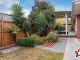 https://images.listonce.com.au/custom/160x/listings/21a-cameron-road-croydon-vic-3136/525/01529525_img_16.jpg?GU29omUsYek