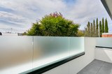 https://images.listonce.com.au/custom/160x/listings/21a-glasshouse-st-richmond-vic-3121/597/01648597_img_06.jpg?o7_e4Lt0Urk