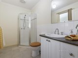 https://images.listonce.com.au/custom/160x/listings/21a-mayona-road-montmorency-vic-3094/750/00981750_img_06.jpg?sk5OhLvG21g