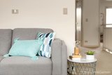 https://images.listonce.com.au/custom/160x/listings/21a-pine-avenue-elwood-vic-3184/133/01794133_img_11.jpg?bJ0aOUaQr-s