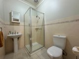 https://images.listonce.com.au/custom/160x/listings/21a-vaynor-street-niddrie-vic-3042/947/01733947_img_03.jpg?YNcflEYPjX4