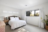 https://images.listonce.com.au/custom/160x/listings/21a-victor-road-bentleigh-east-vic-3165/074/01472074_img_10.jpg?bN8q9YkHM2A